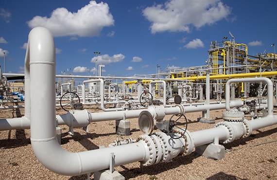 Use proven solutions for natural gas processing, gas transmission and distribution, liquid pipelines, and terminal management.
